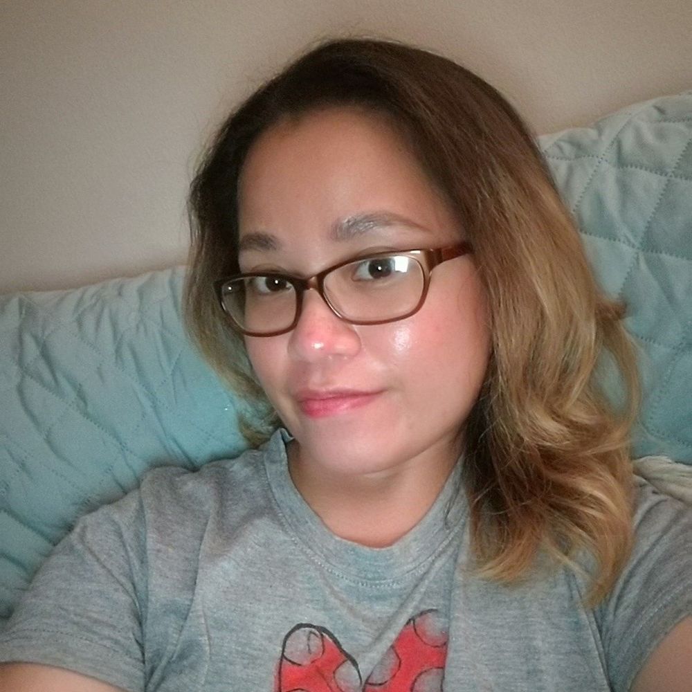 Meet your Posher, Liza mae